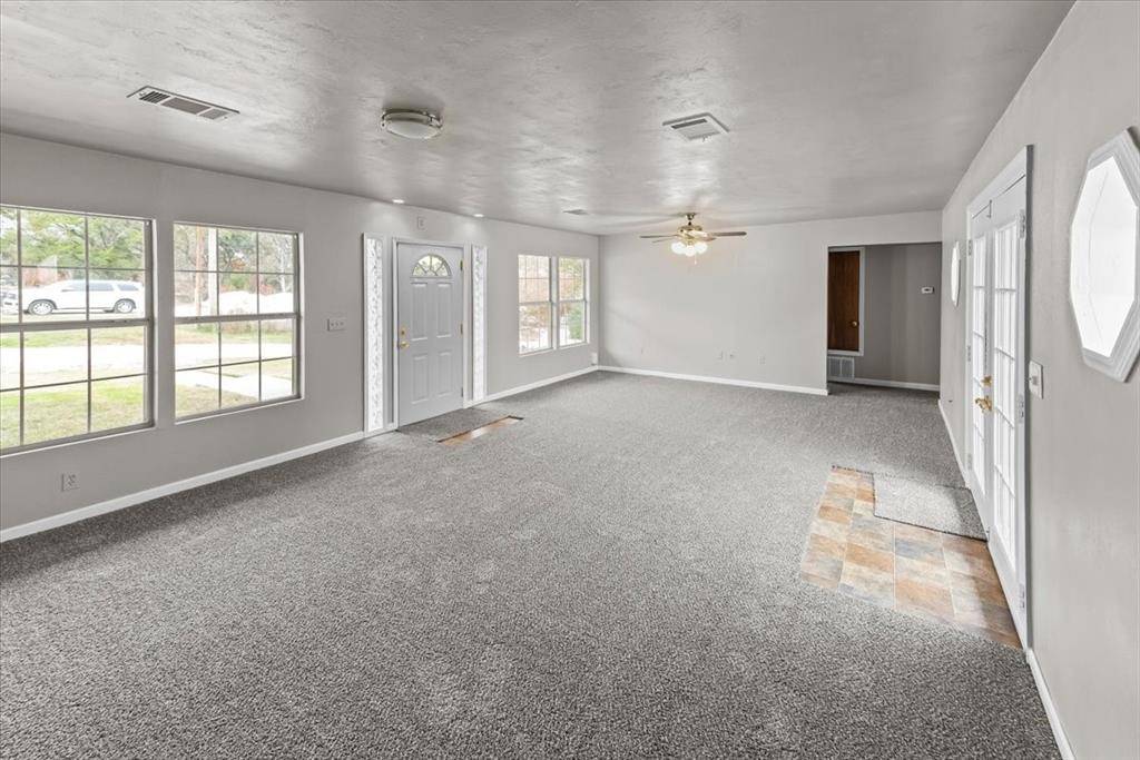 Whitney, TX 76692,124 Lone Star Street