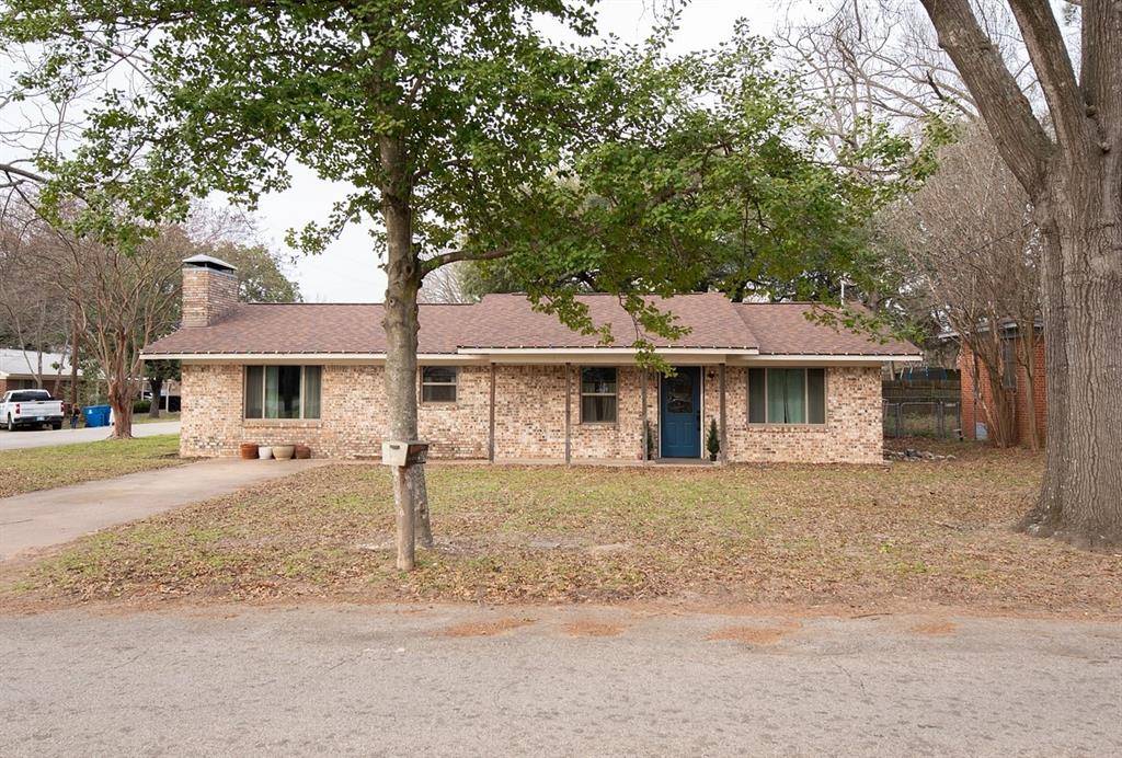 Lindale, TX 75771,509 W South Street