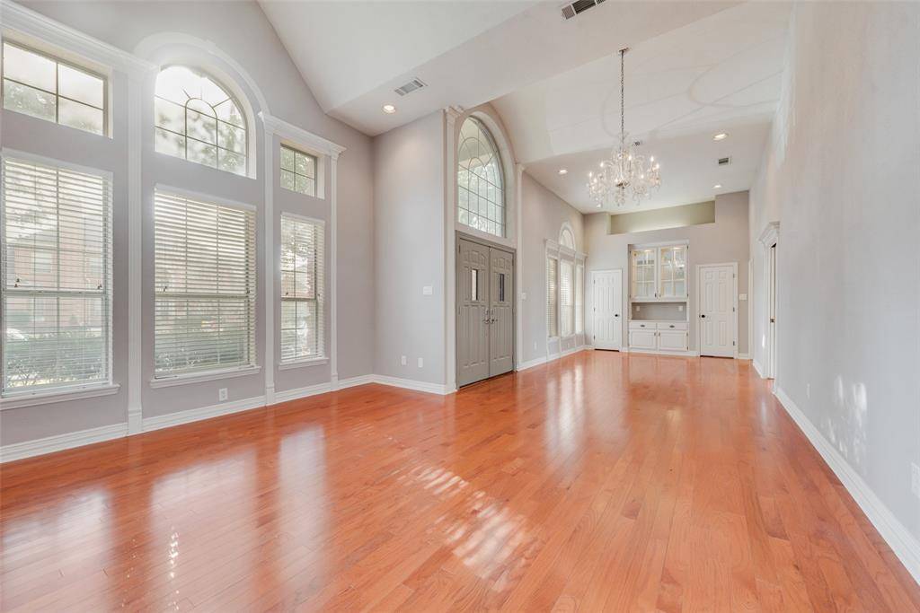 Arlington, TX 76012,614 Portofino Drive