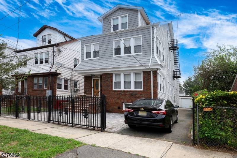 Newark City, NJ 07106,90 Norman Rd