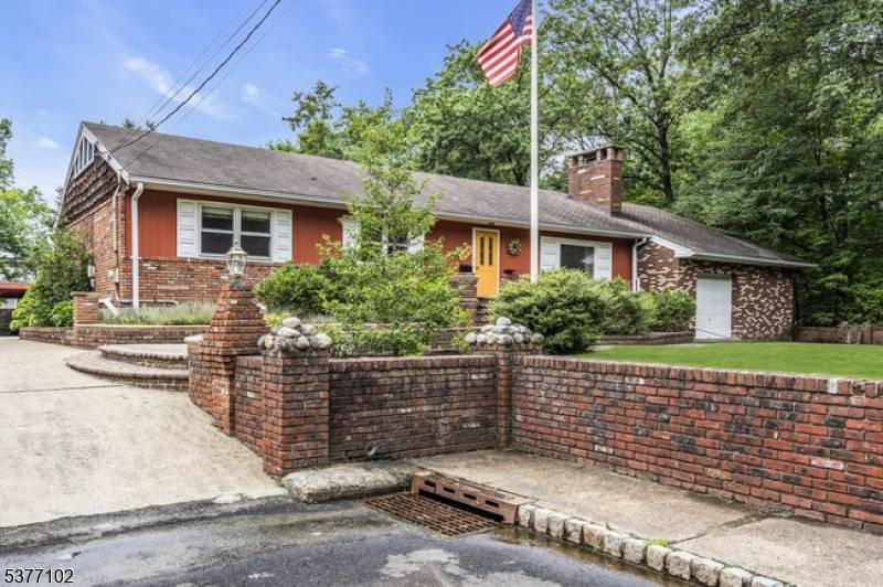 North Plainfield Boro, NJ 07060,240 Belmont Ave