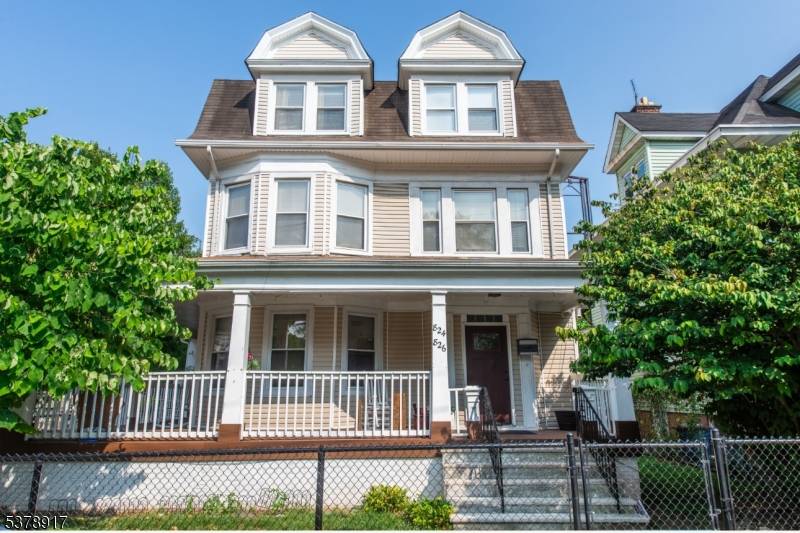 Newark City, NJ 07108,824-826 S 13Th St