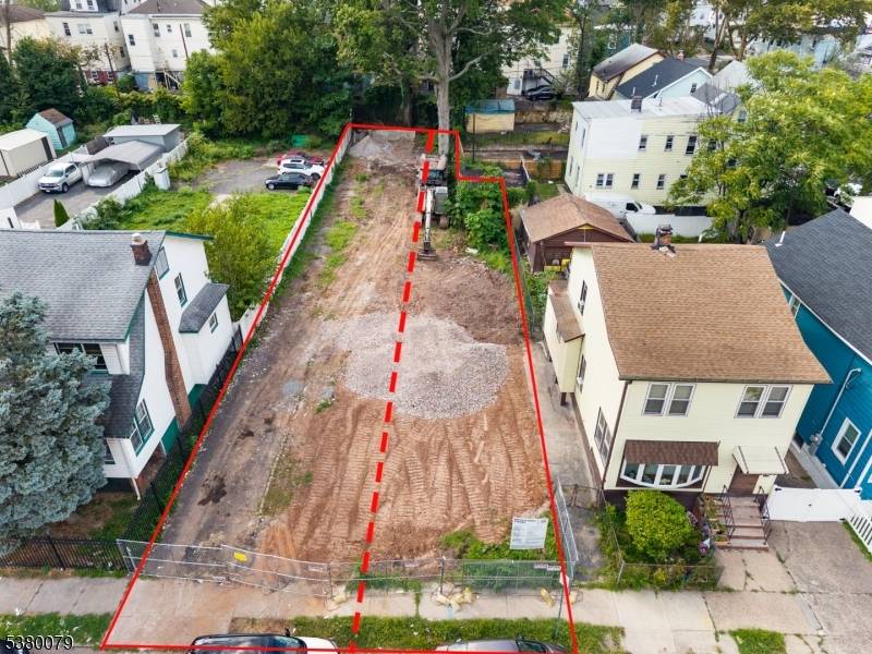 Newark City, NJ 07106,39 Grand Ave