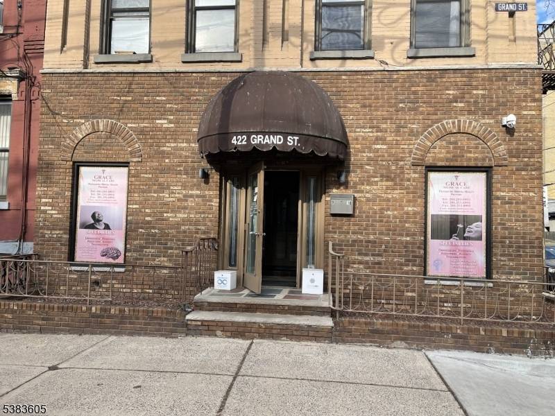 Hoboken City, NJ 07030,422 Grand St