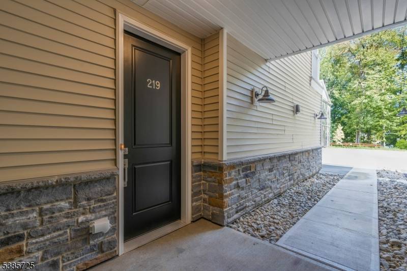 Warren Twp., NJ 07059,219 Myrtle Rd