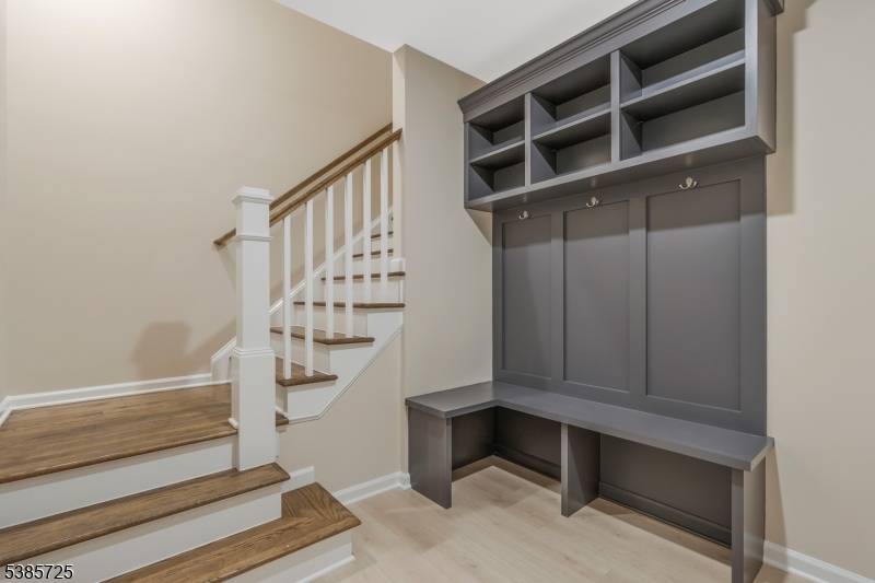 Warren Twp., NJ 07059,219 Myrtle Rd