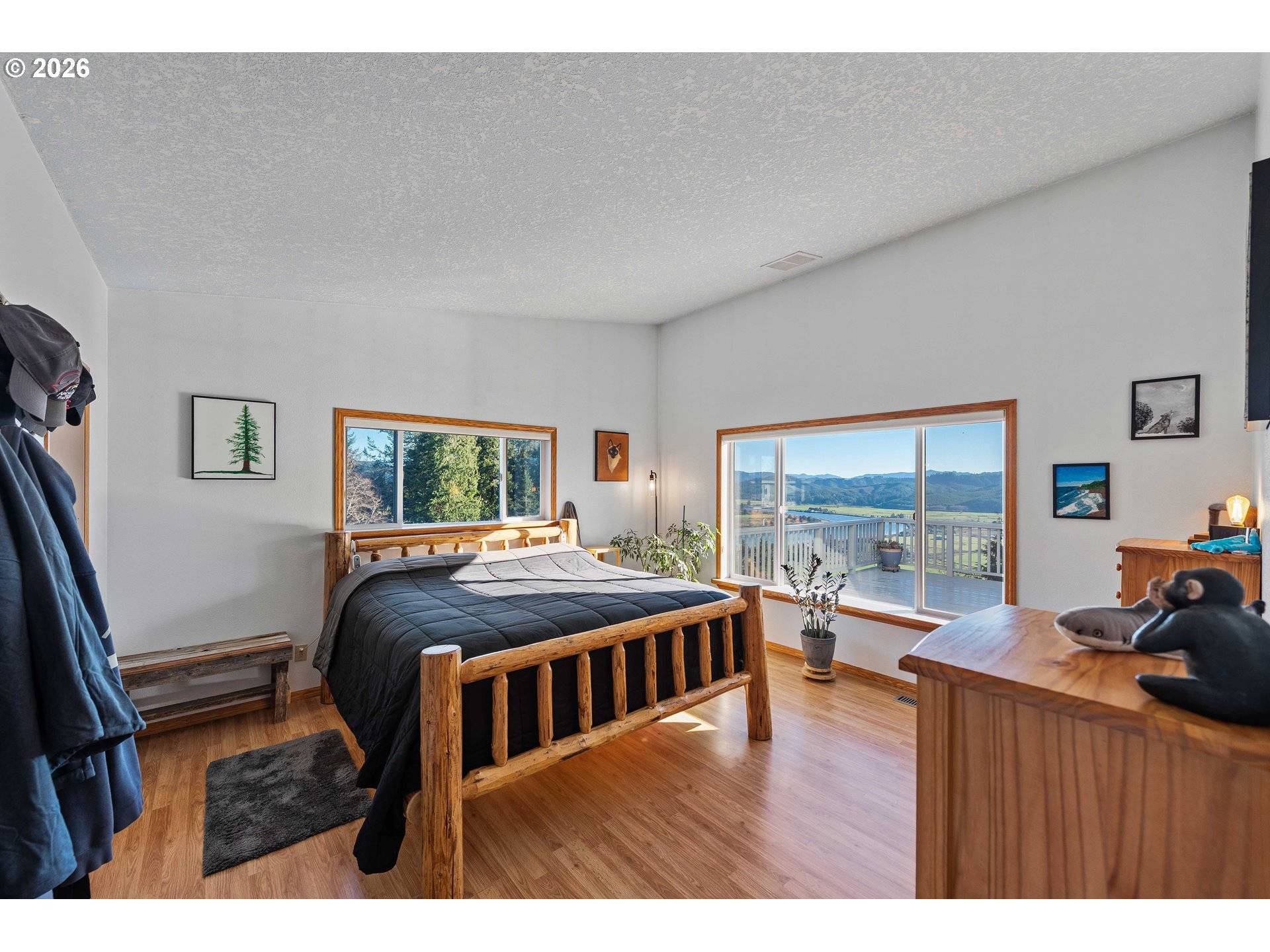 Coos Bay, OR 97420,770 18TH AVE