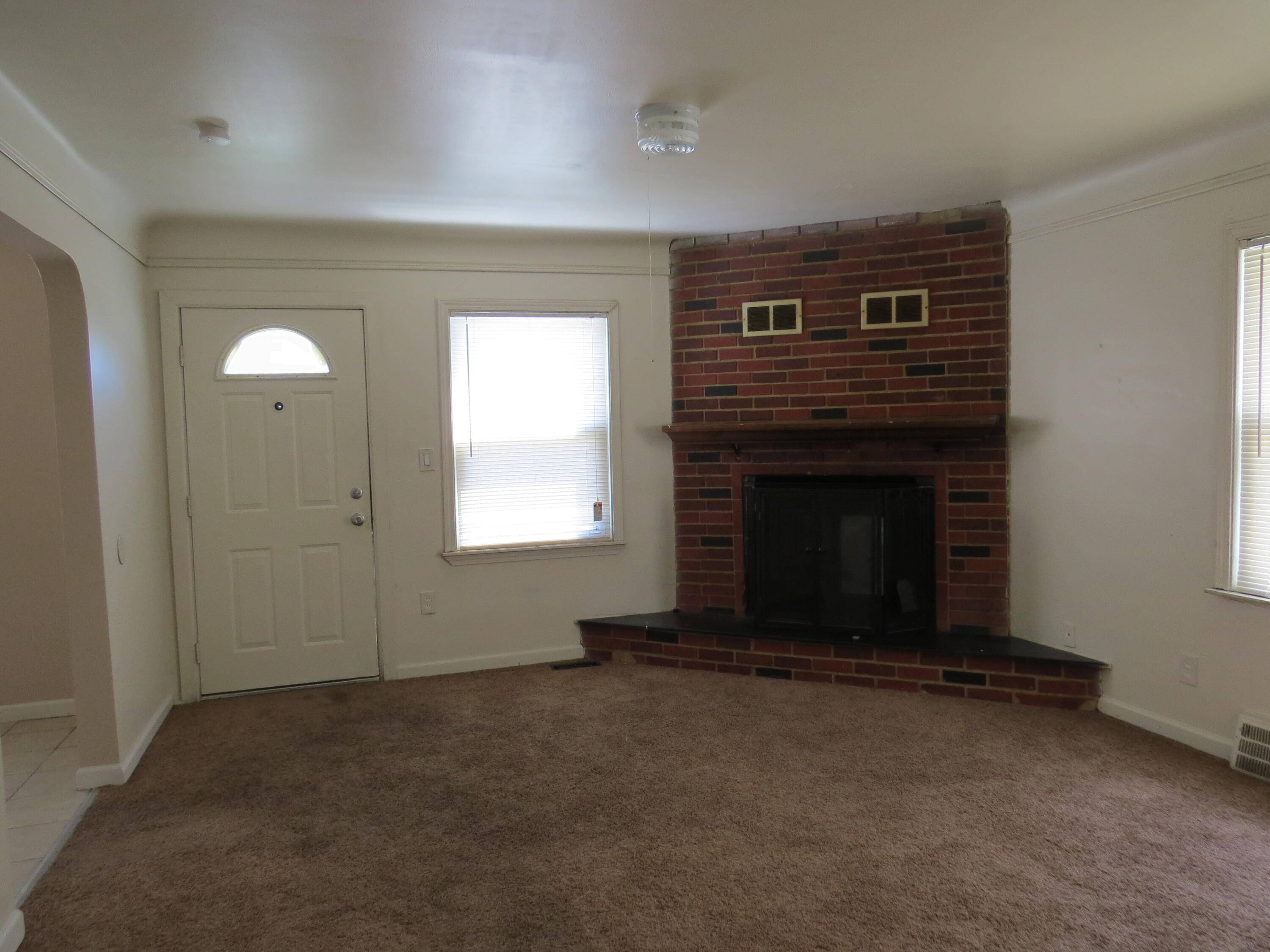 Eastpointe, MI 48021,22021 Gascony AVE