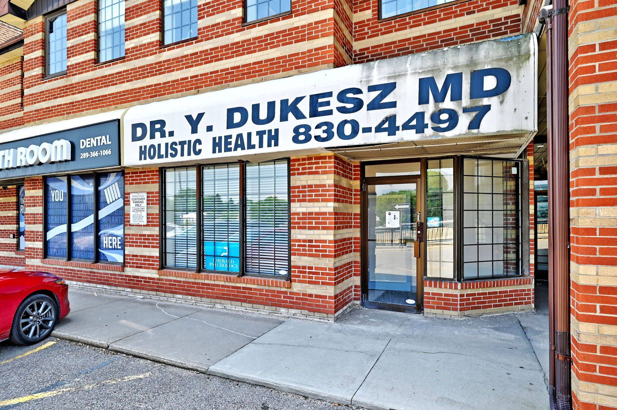 Newmarket, ON L3Y 2N4,200 Davis DR #6