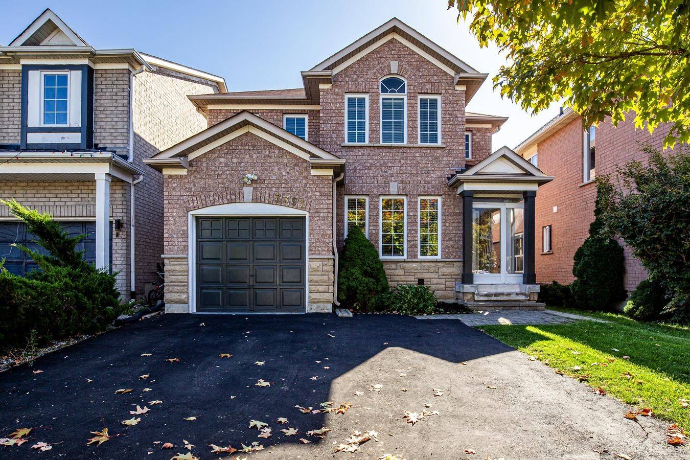 Mississauga, ON L5N 8M2,3391 Bruzan CRES
