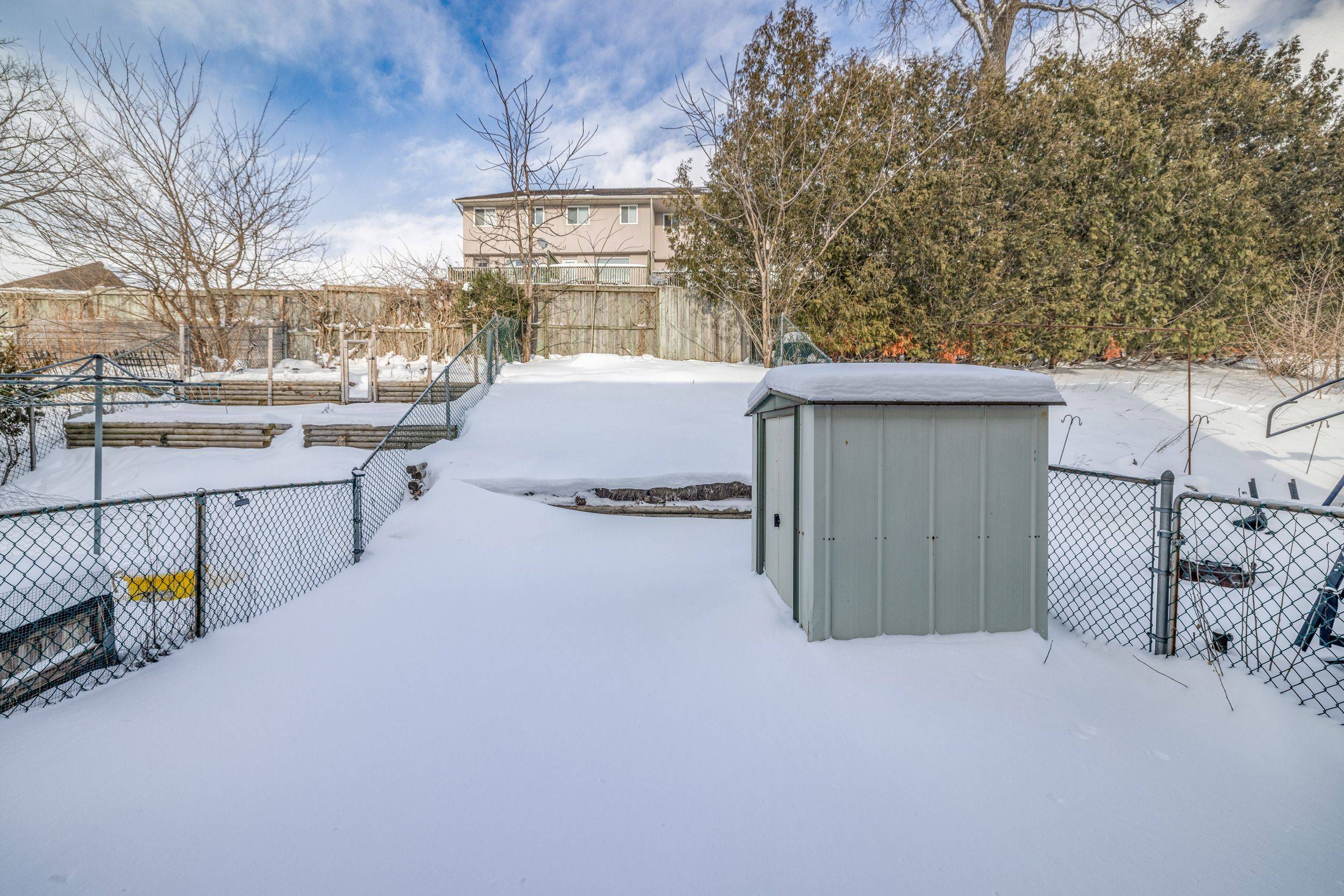 Woodstock, ON N4S 8P4,40 Marlboro CT