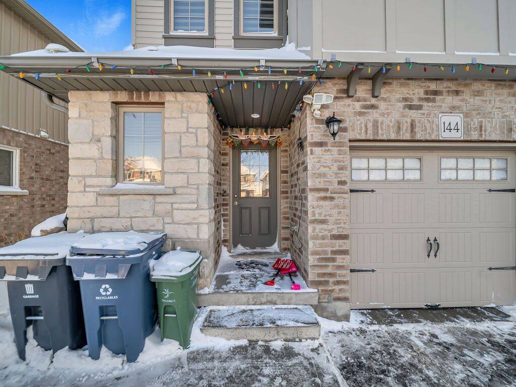 Guelph, ON N1E 0M8,144 Summit Ridge DR