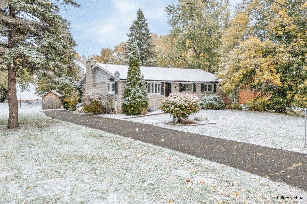 Quinte West, ON K0K 1L0,97 Roseland DR