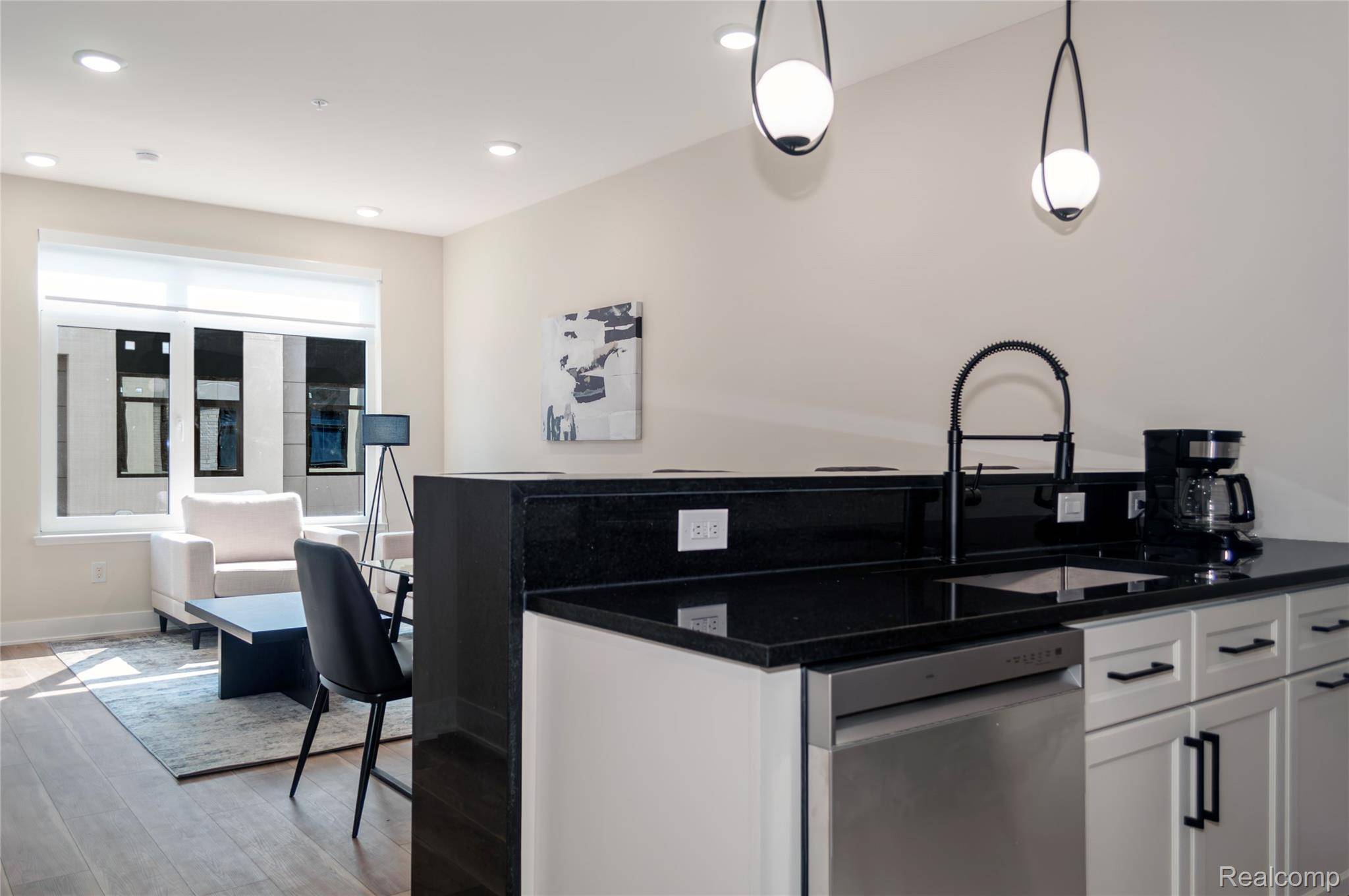 1174 Smart Town DR, Dearborn, MI 48126