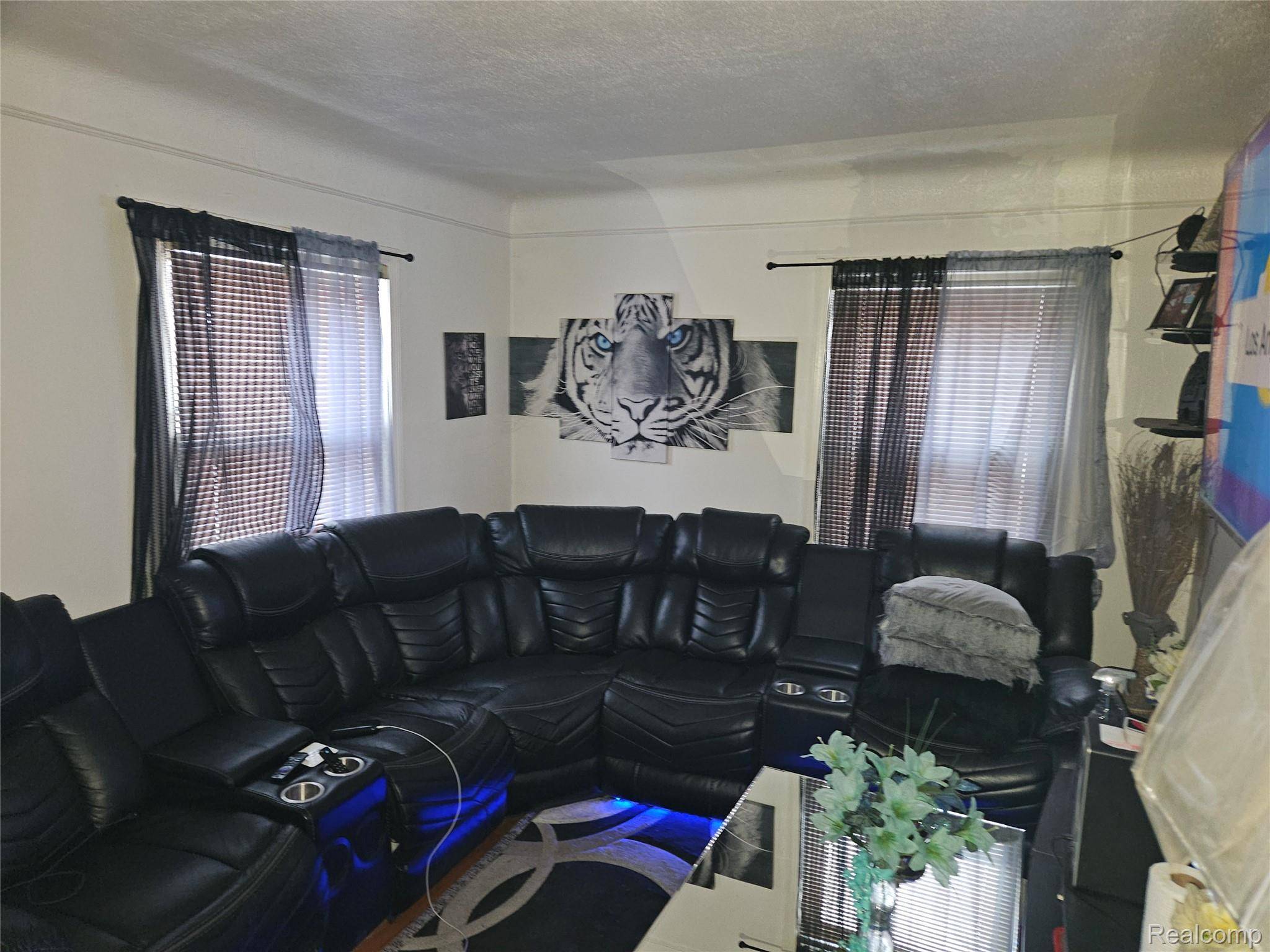 Detroit, MI 48205,16069 Carlisle ST