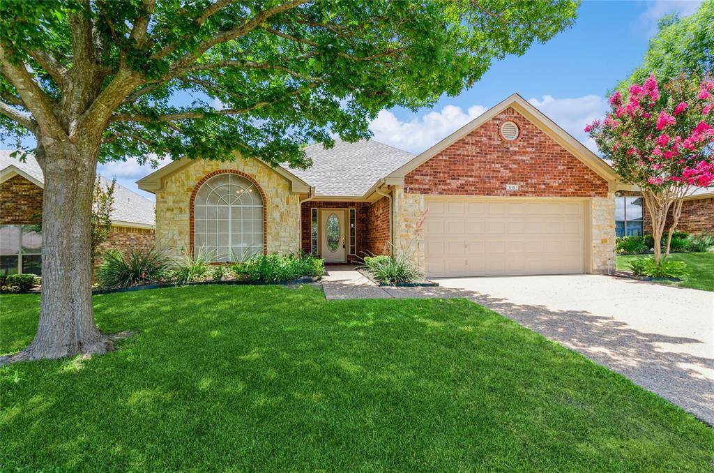 Cedar Hill, TX 75104,915 Cresthaven Drive #3