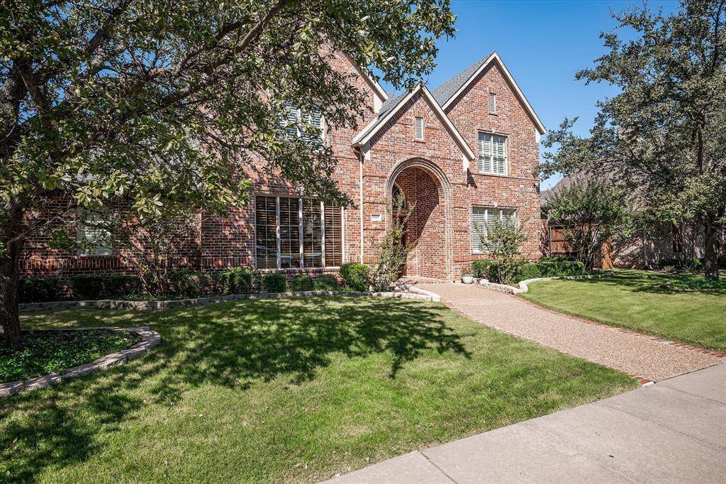 Plano, TX 75024,6613 Crown Forest Drive