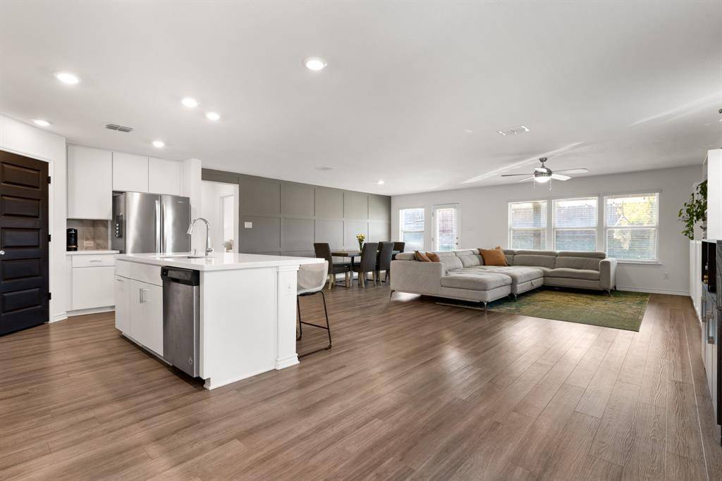 Aubrey, TX 76227,816 Adair Drive