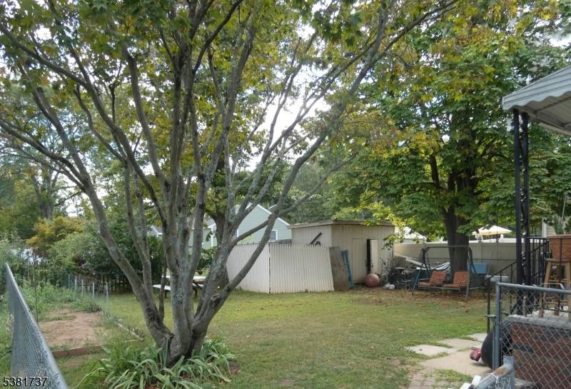 Manville Boro, NJ 08835,1911 W Camplain Rd