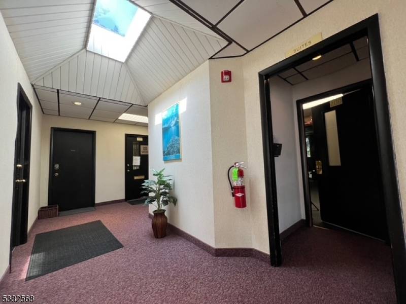 1375 State Rt 23, Butler Boro, NJ 07405