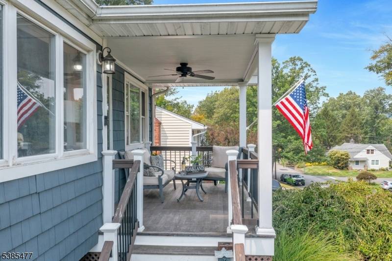 Oakland Boro, NJ 07436,22 Bannehr St