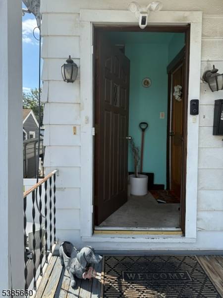 Haledon Boro, NJ 07508,387 Hobart Ave