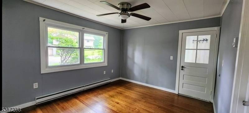 Hopatcong Boro, NJ 07843,720 Brooklyn Mountain Rd