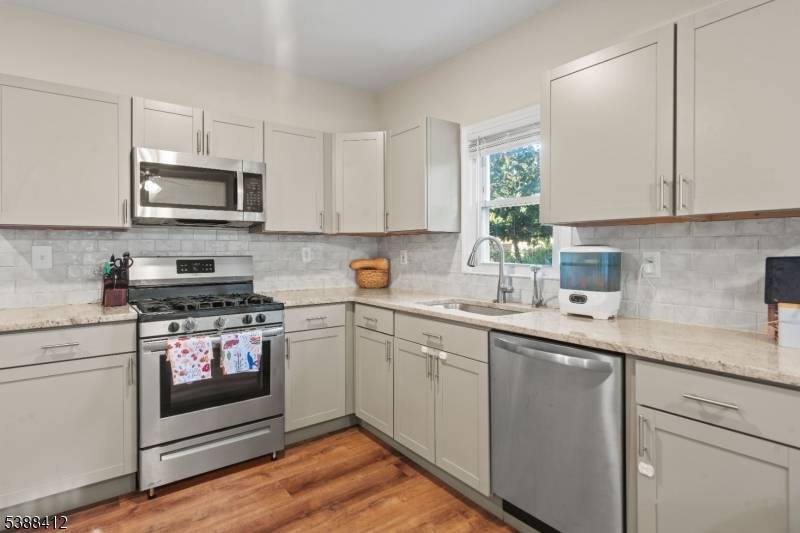 Hopatcong Boro, NJ 07843,336 Brown Trl