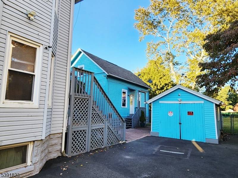 Plainfield City, NJ 07063,20-22 Albert St