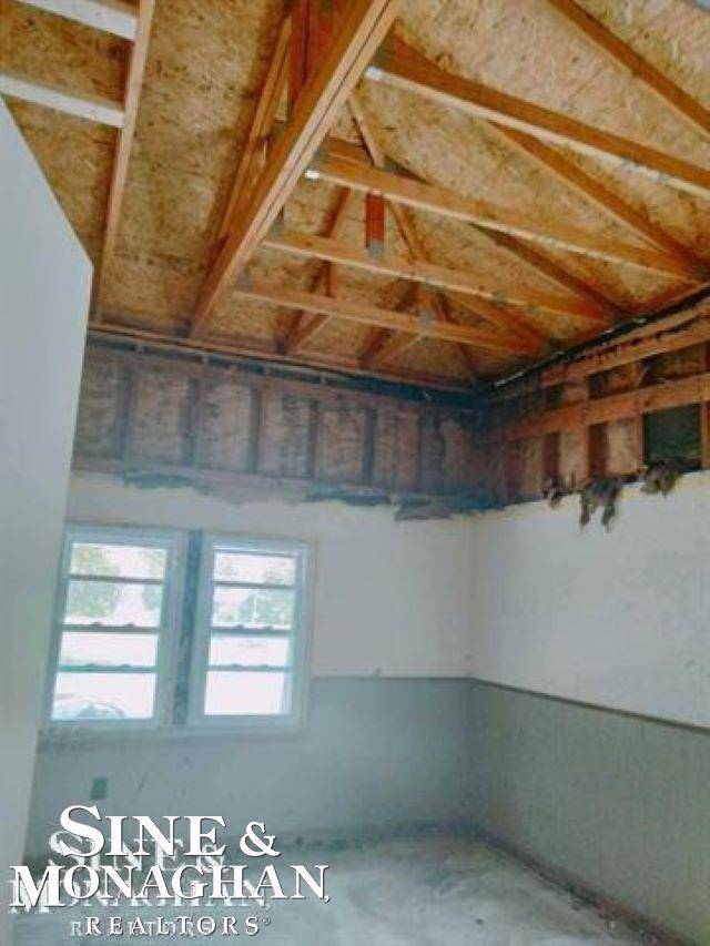 Fort Gratiot, MI 48059,4007 Pine Grove AVE