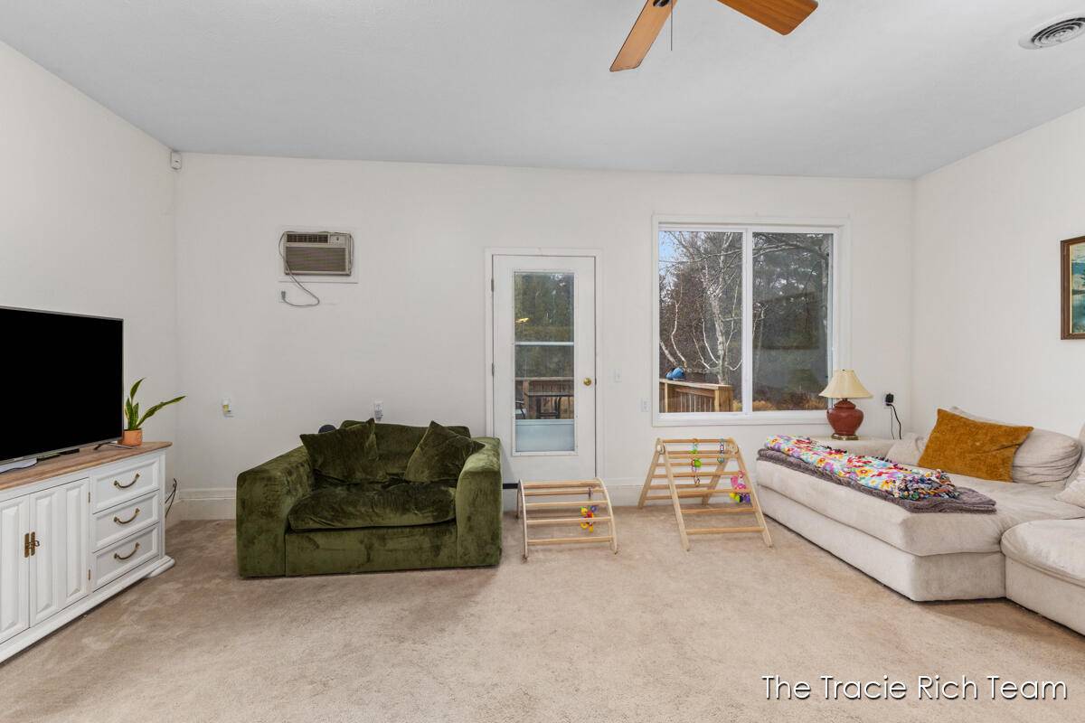 Greenville, MI 48838,11582 Riehl WAY