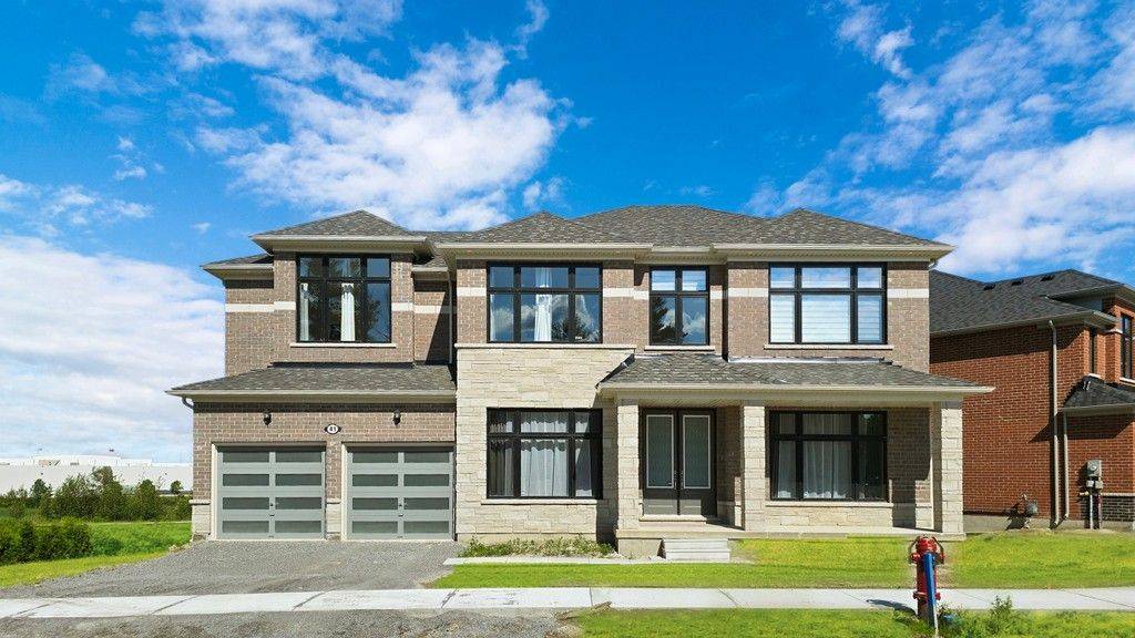 Georgina, ON L4P 0H4,41 John Dallimore DR