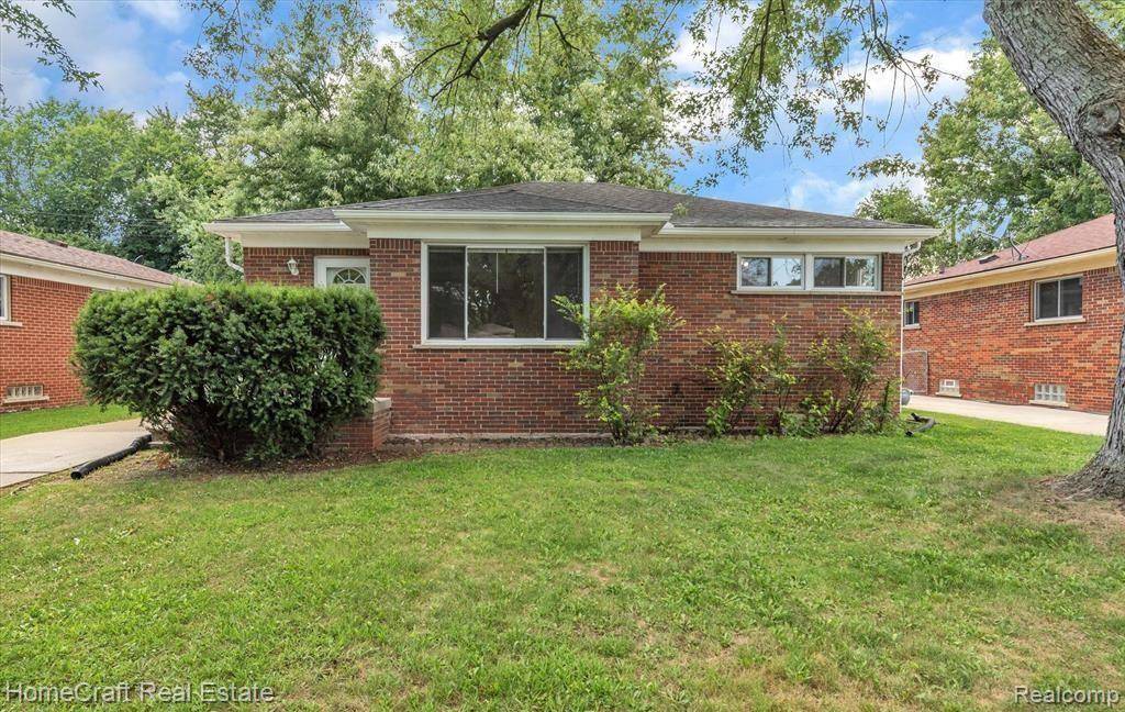 Redford, MI 48239,9987 BRADY