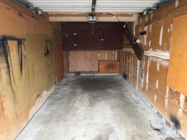 Lake Orion, MI 48360,2802 Willow CT