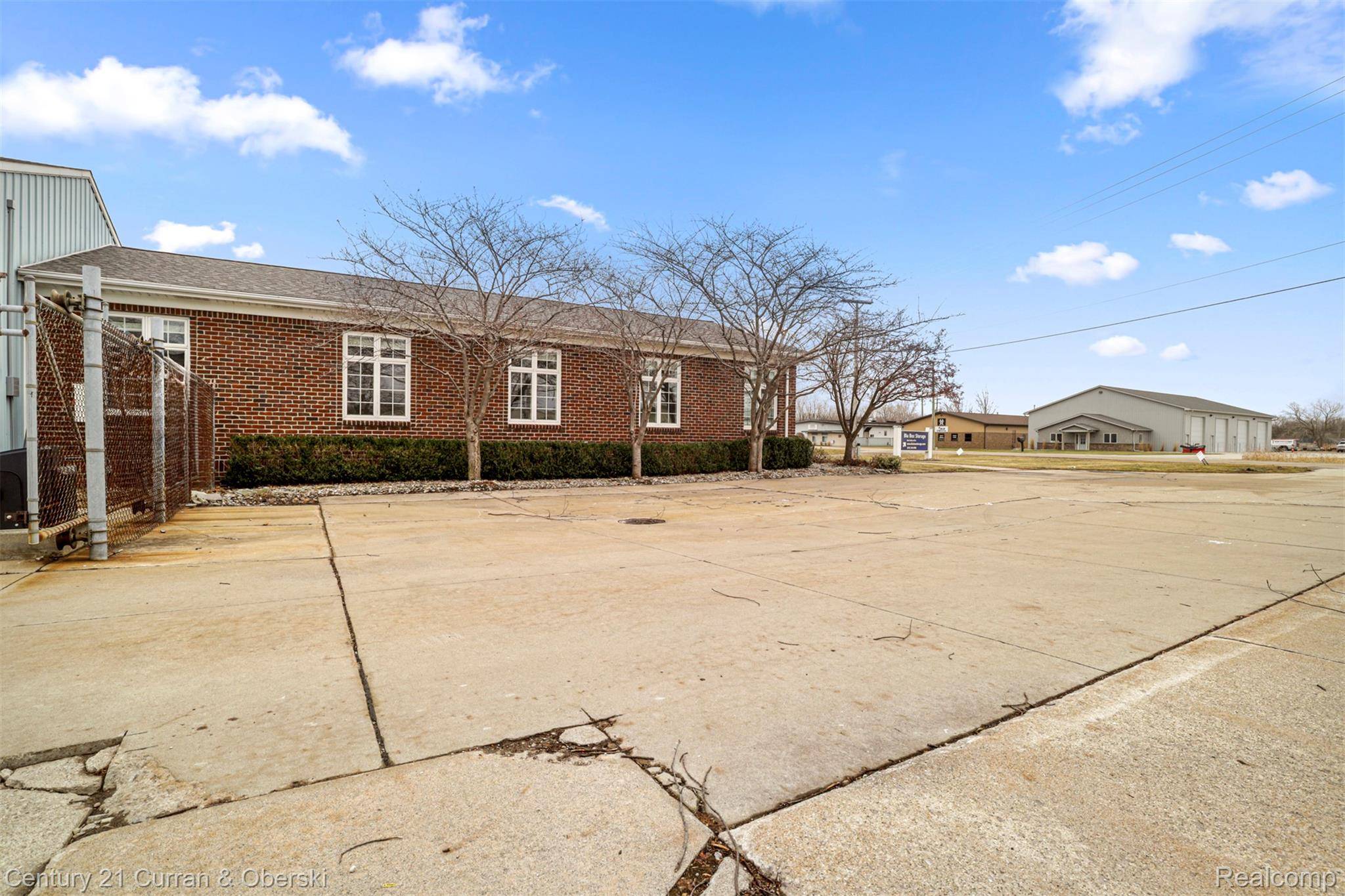 1100 Degurse AVE, Marine City, MI 48039