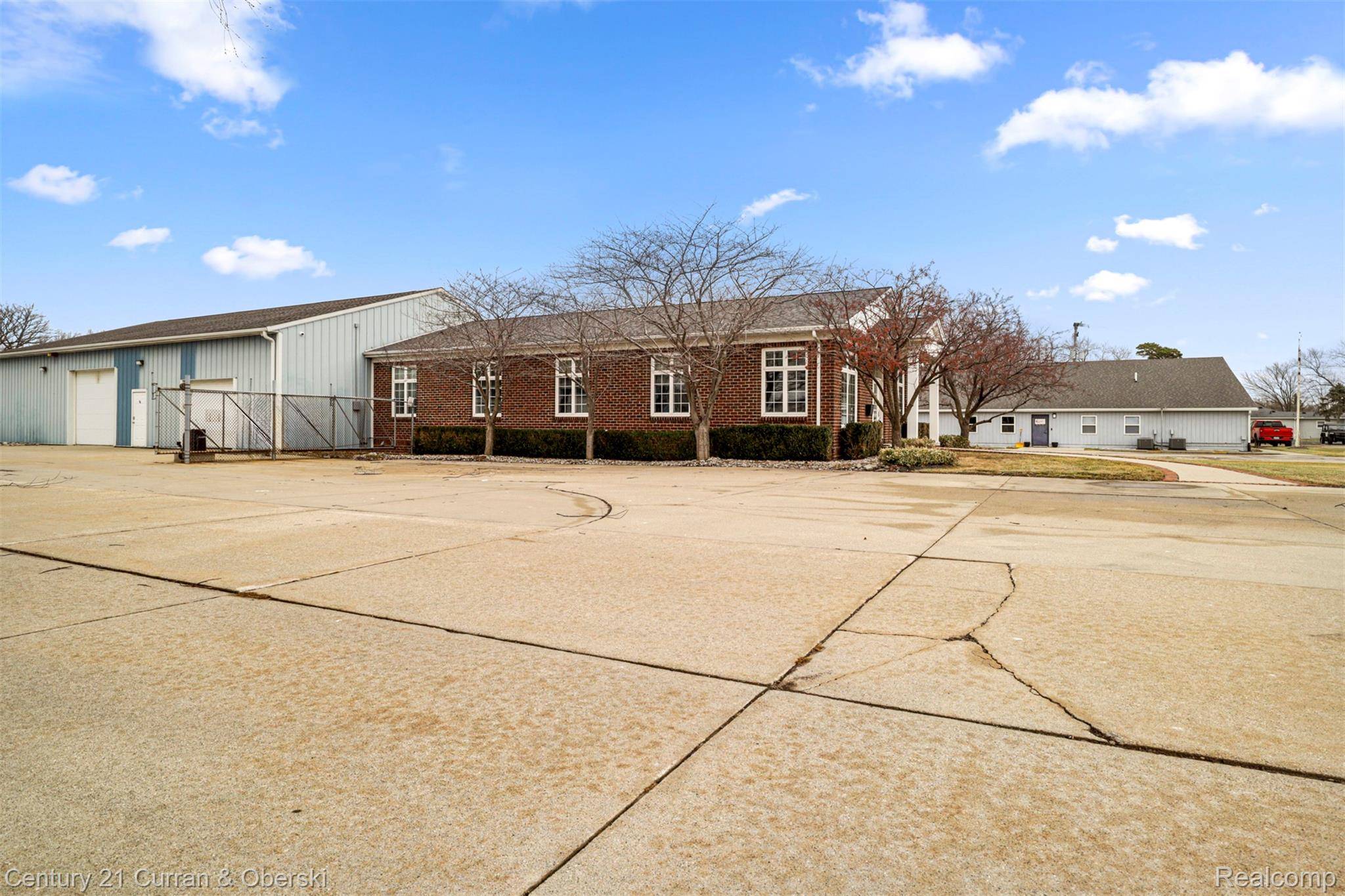 1100 Degurse AVE, Marine City, MI 48039