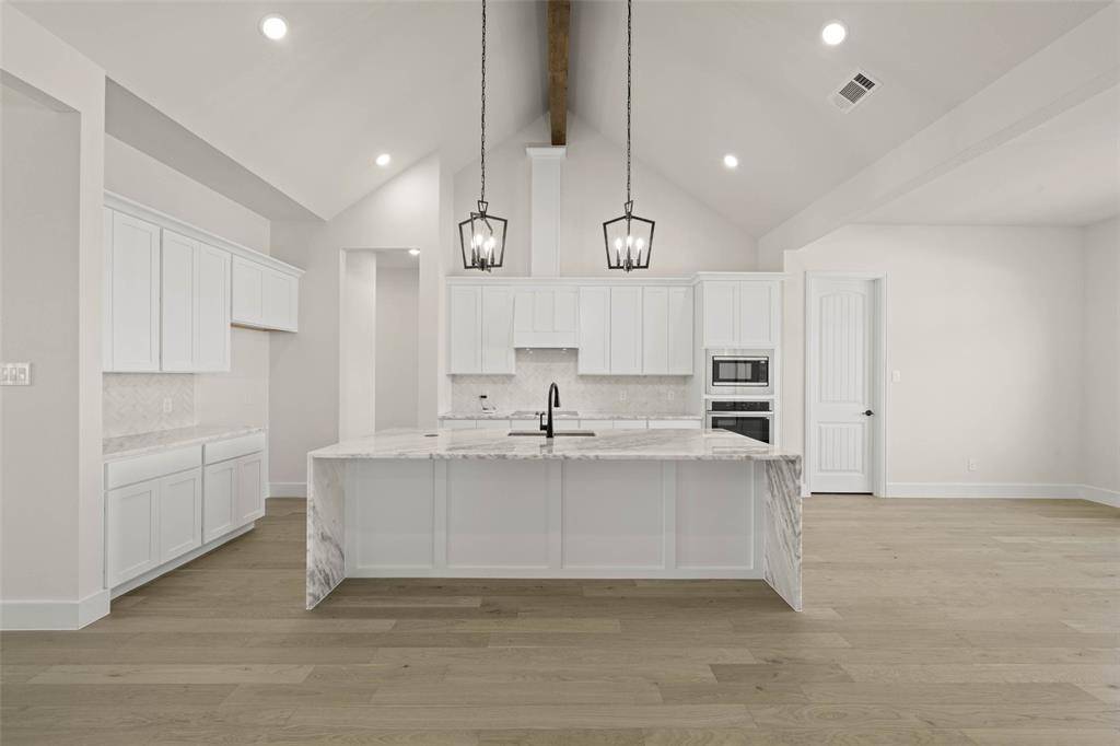 Waxahachie, TX 75167,270 Maci Drive