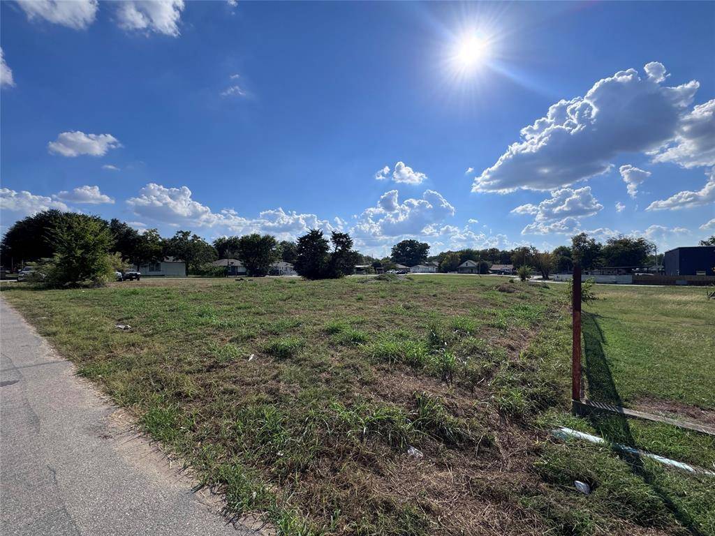 3733 Kolloch Drive, Dallas, TX 75216