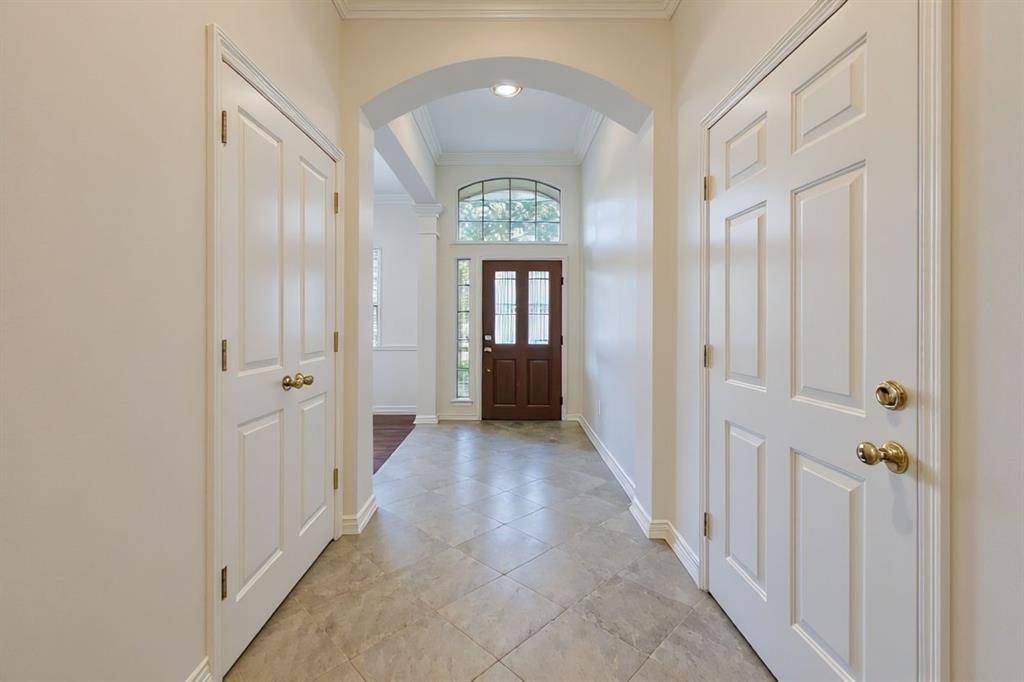 Dallas, TX 75228,2219 Pecan Grove Court