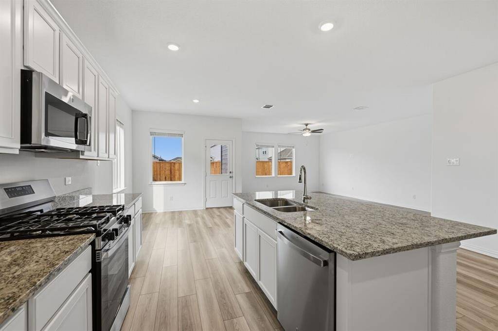 Crandall, TX 75114,2307 Buffalo Bayou Way