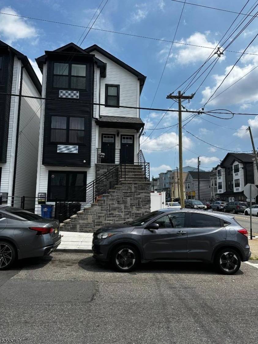 Paterson City, NJ 07522,86 N 7Th St