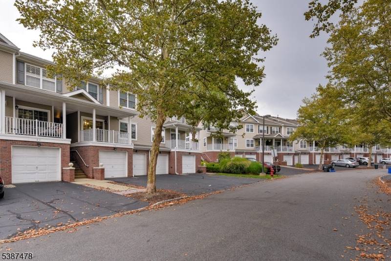 Wanaque Boro, NJ 07420,68 Carter Rd