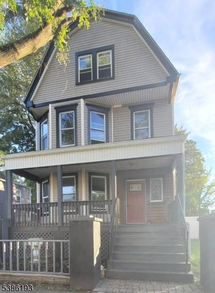 East Orange City, NJ 07018,99 Rhode Island Ave