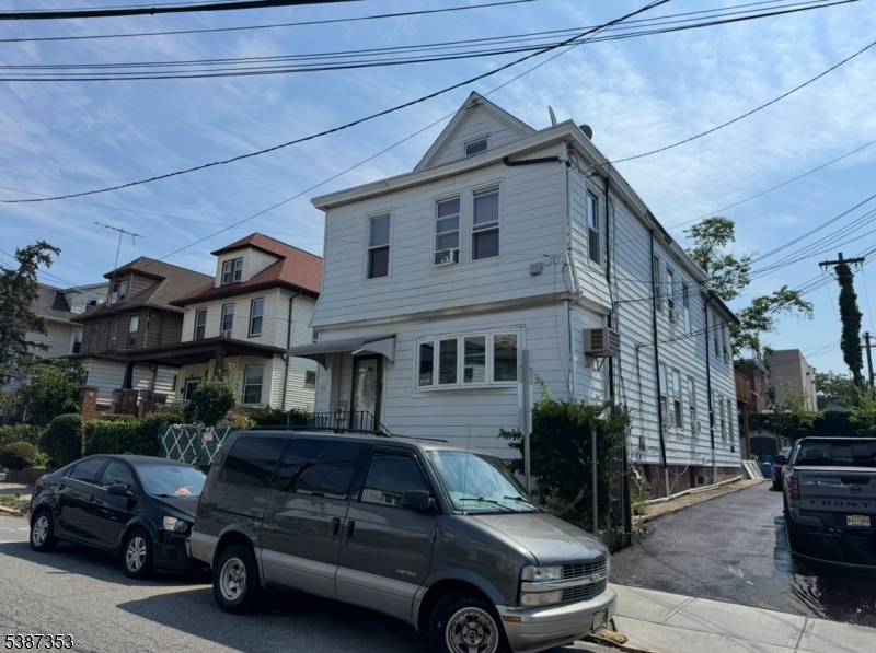 Paterson City, NJ 07522,72-74 Maple St