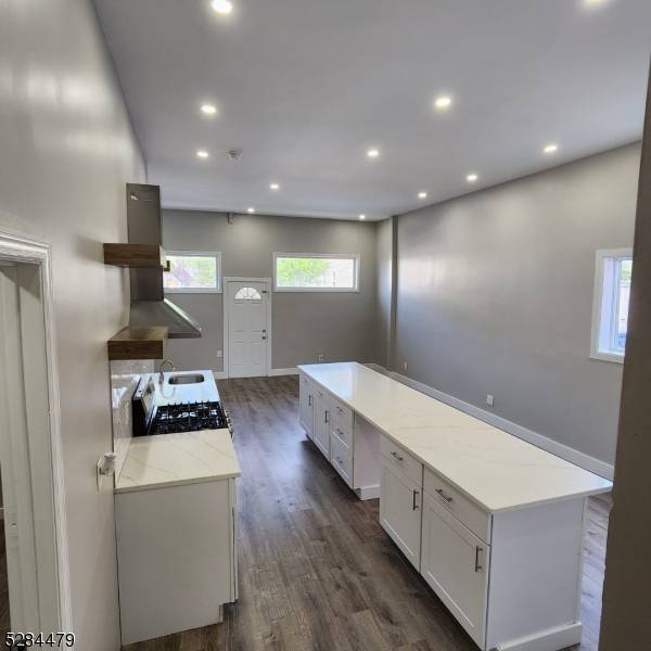 Haledon Boro, NJ 07508,333 W Clinton St