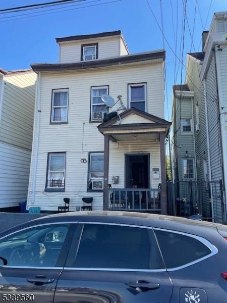 151 Beech St, Paterson City, NJ 07501