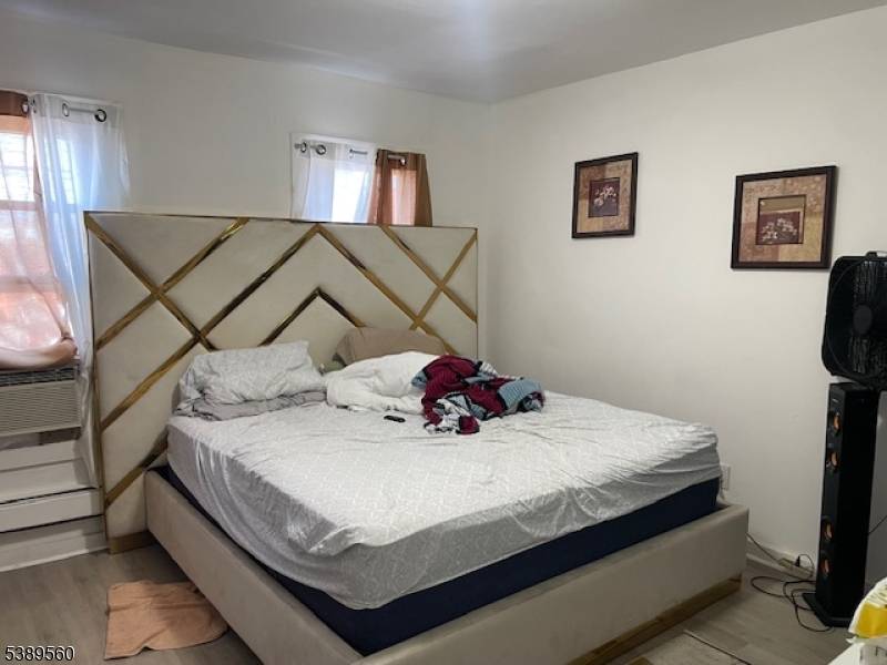 151 Beech St, Paterson City, NJ 07501