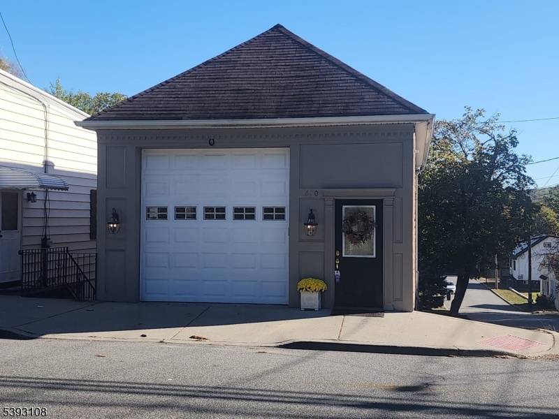 North Haledon Boro, NJ 07508,670 Belmont Ave