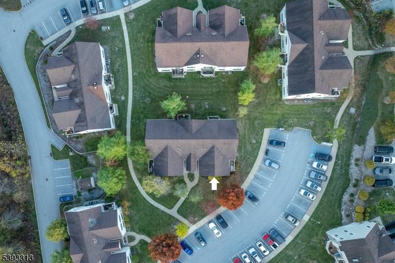 Hamburg Boro, NJ 07419,141 Falcon Ridge Way N #1