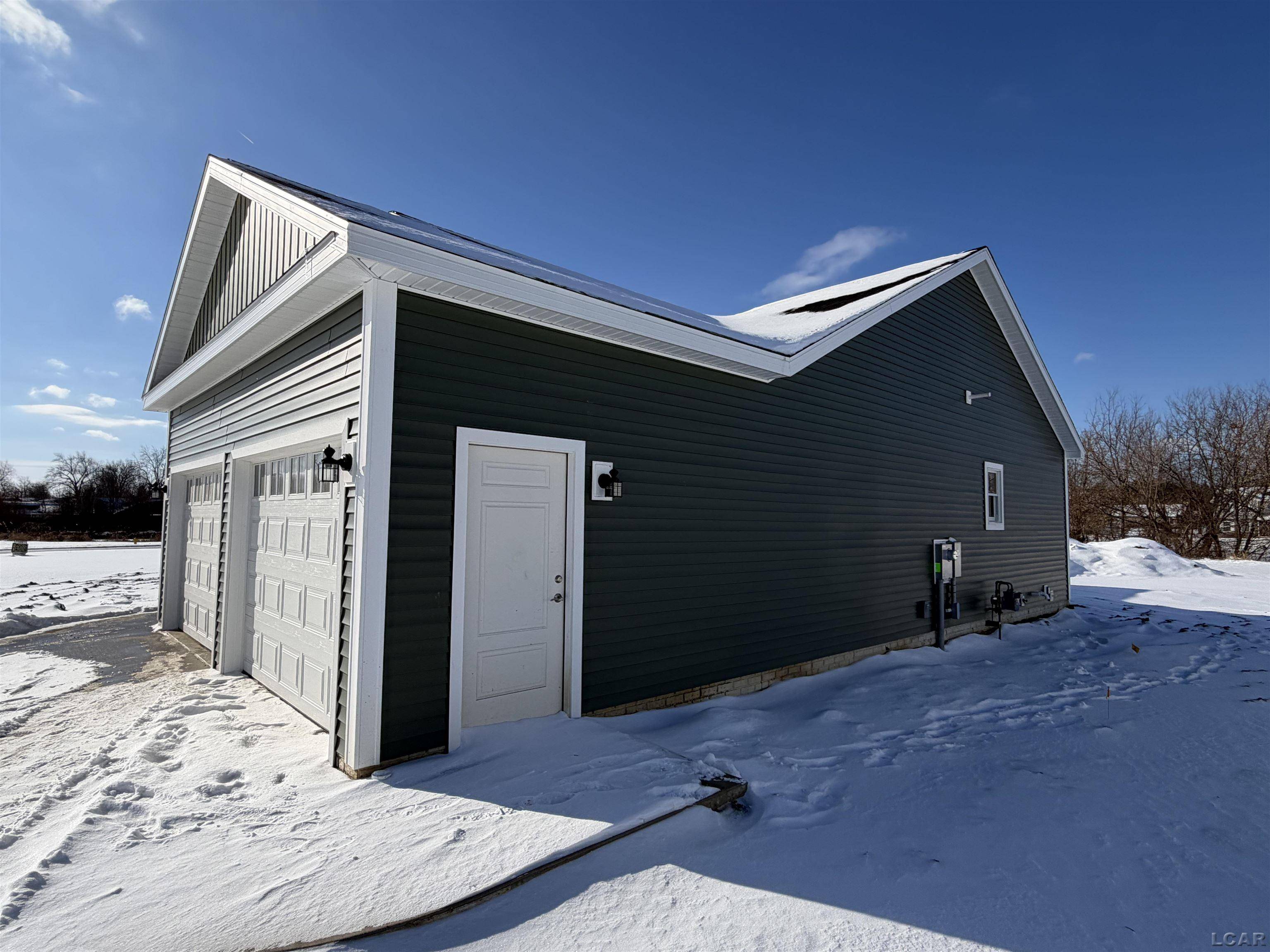 Adrian, MI 49221,4173 Evergreen RD